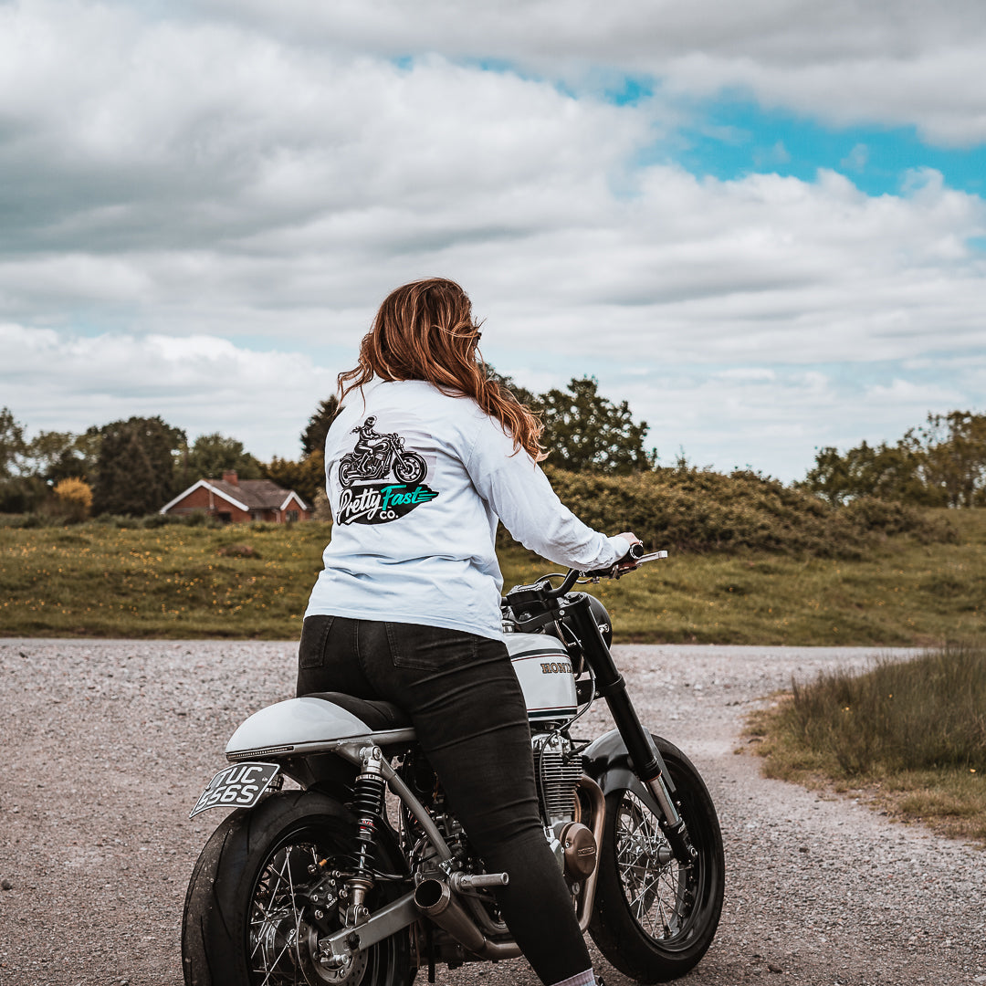 PrettyFastCo Sunset Rider L/S T-shirt In White