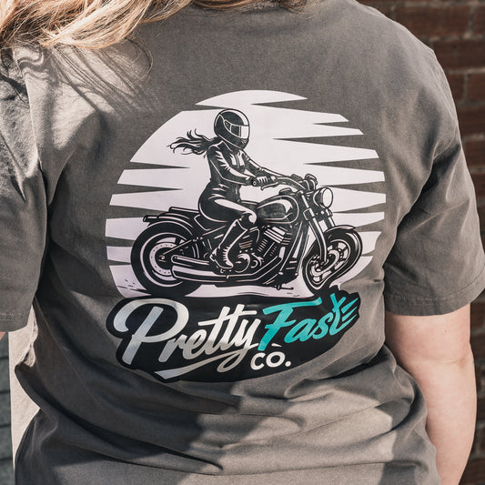 PrettyFastCo Sunset Rider S/S Tee In Faded Grey